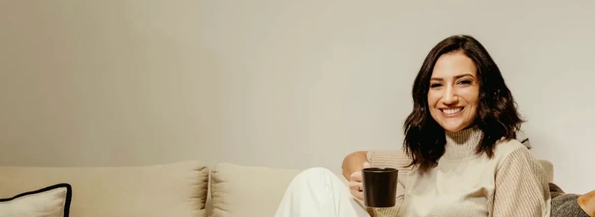 Dra. Marina Biancardi em ambiente de atendimento